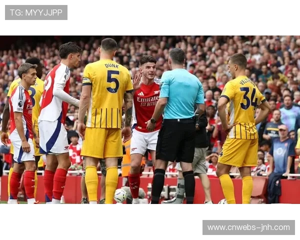 英超布莱顿俱乐部就争议照片事件向中国球迷致歉